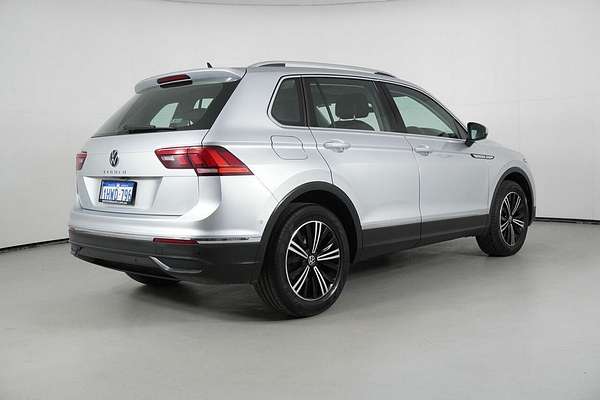 2023 Volkswagen Tiguan 110TSI Life AX MY23 Update