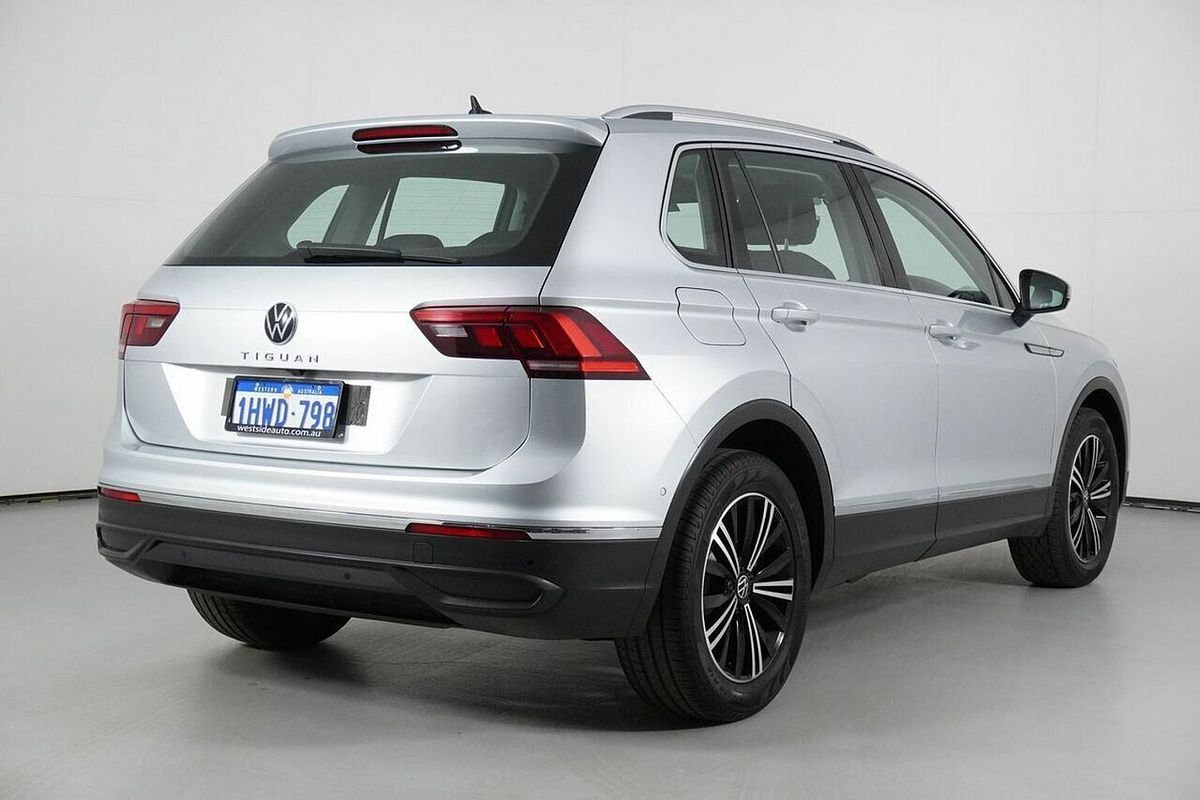 2023 Volkswagen Tiguan 110TSI Life AX MY23 Update
