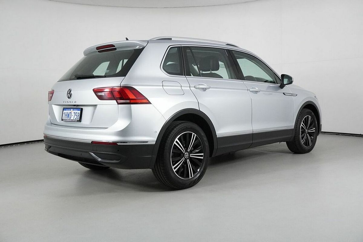 2023 Volkswagen Tiguan 110TSI Life AX MY23 Update