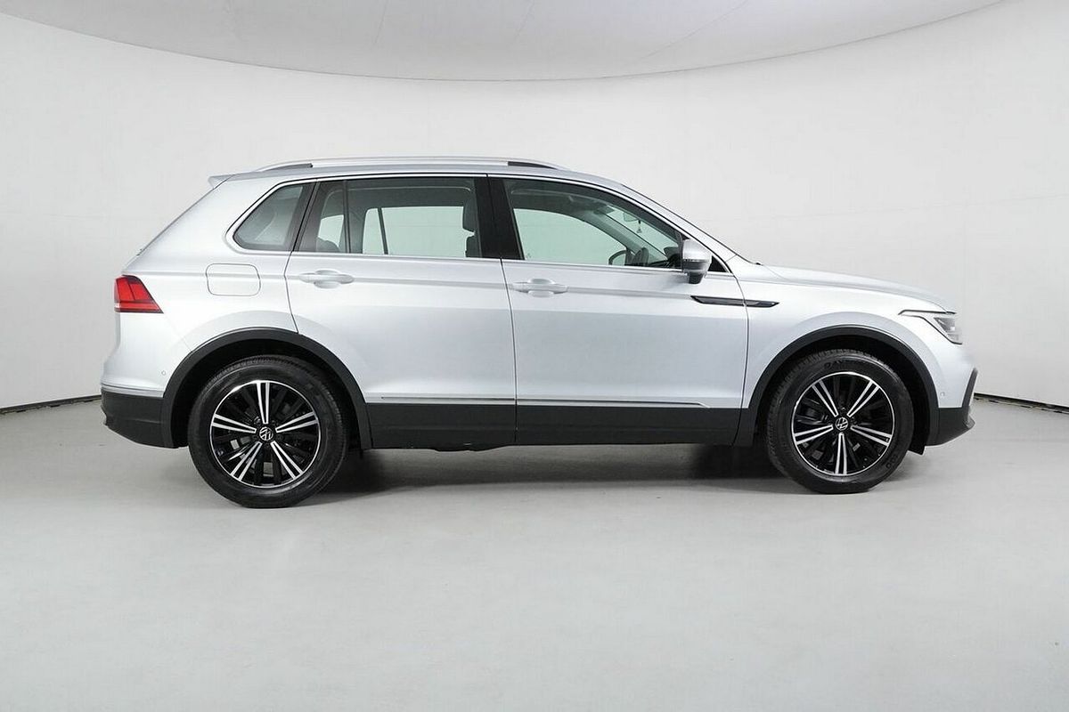2023 Volkswagen Tiguan 110TSI Life AX MY23 Update