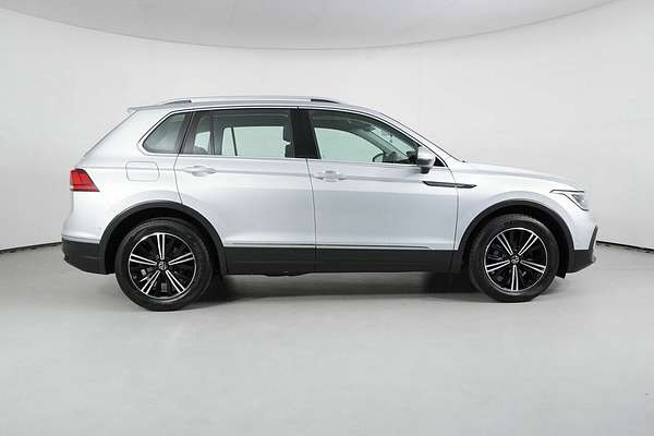 2023 Volkswagen Tiguan 110TSI Life AX MY23 Update