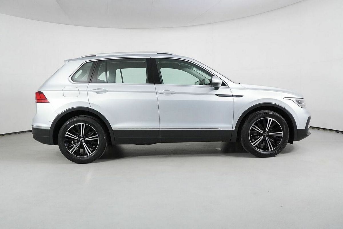 2023 Volkswagen Tiguan 110TSI Life AX MY23 Update