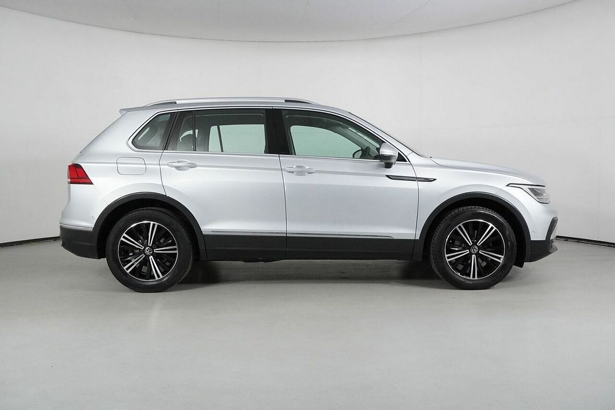 2023 Volkswagen Tiguan 110TSI Life AX MY23 Update