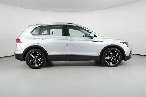 2023 Volkswagen Tiguan 110TSI Life AX MY23 Update