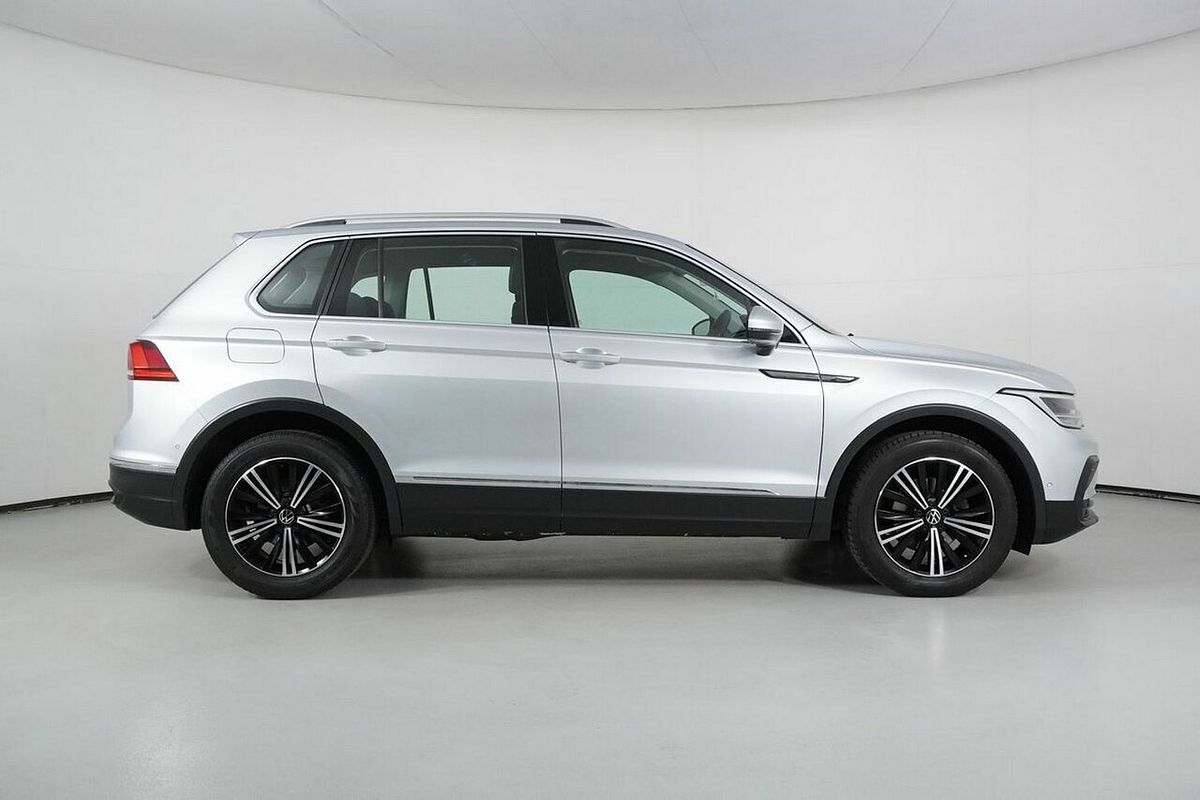 2023 Volkswagen Tiguan 110TSI Life AX MY23 Update