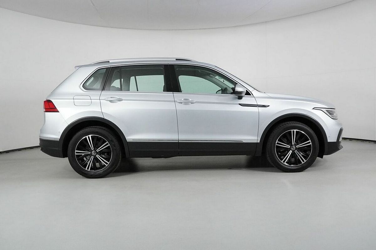 2023 Volkswagen Tiguan 110TSI Life AX MY23 Update