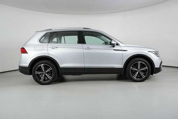 2023 Volkswagen Tiguan 110TSI Life AX MY23 Update