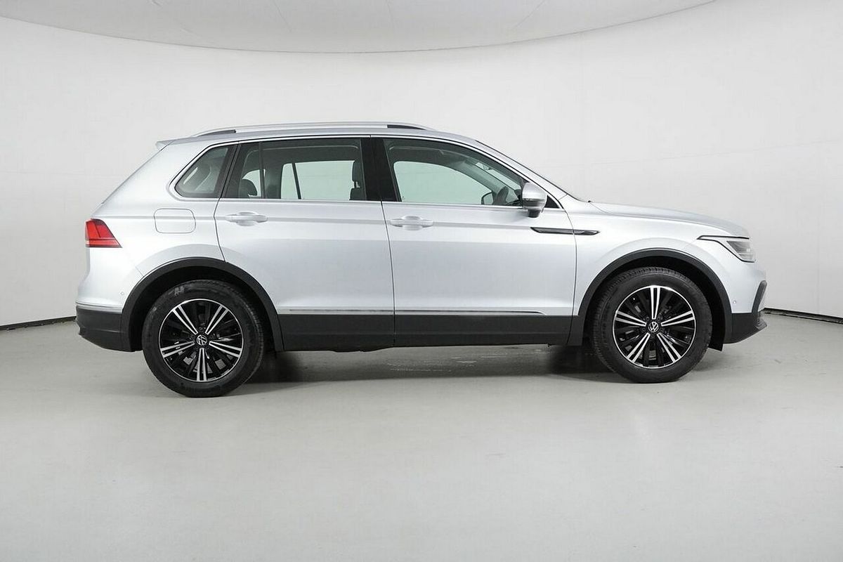 2023 Volkswagen Tiguan 110TSI Life AX MY23 Update