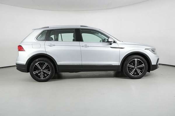 2023 Volkswagen Tiguan 110TSI Life AX MY23 Update