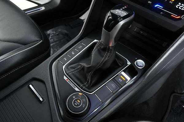 2022 Volkswagen Tiguan 147TDI R-Line 5NA MY22