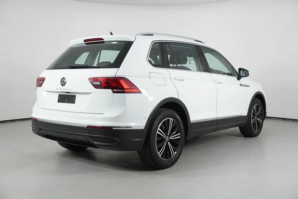 2023 Volkswagen Tiguan 110TSI Life AX MY23 Update