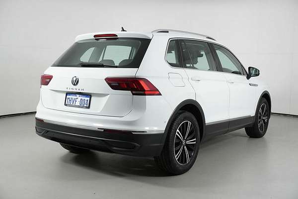 2023 Volkswagen Tiguan 110TSI Life AX MY23 Update