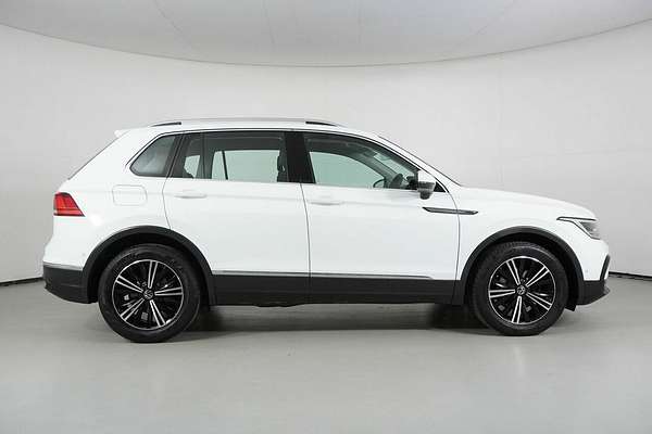 2023 Volkswagen Tiguan 110TSI Life AX MY23 Update