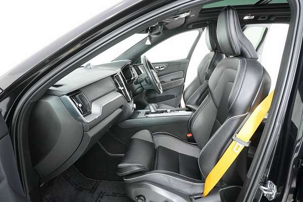 2020 Volvo XC60 T8 PHEV Polestar (AWD) 246 MY21