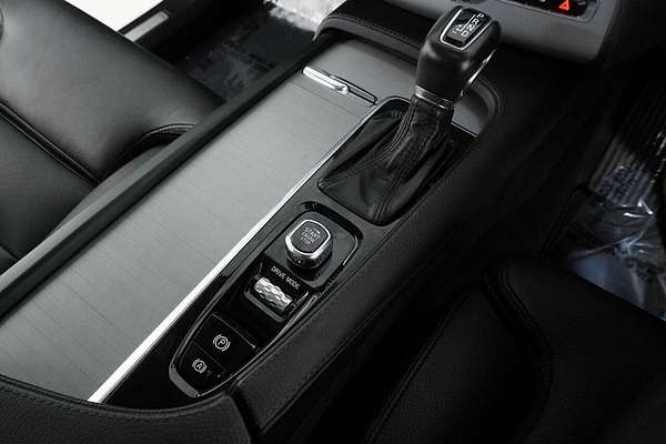 2019 Volvo XC90 D5 Momentum (AWD) 256 MY20