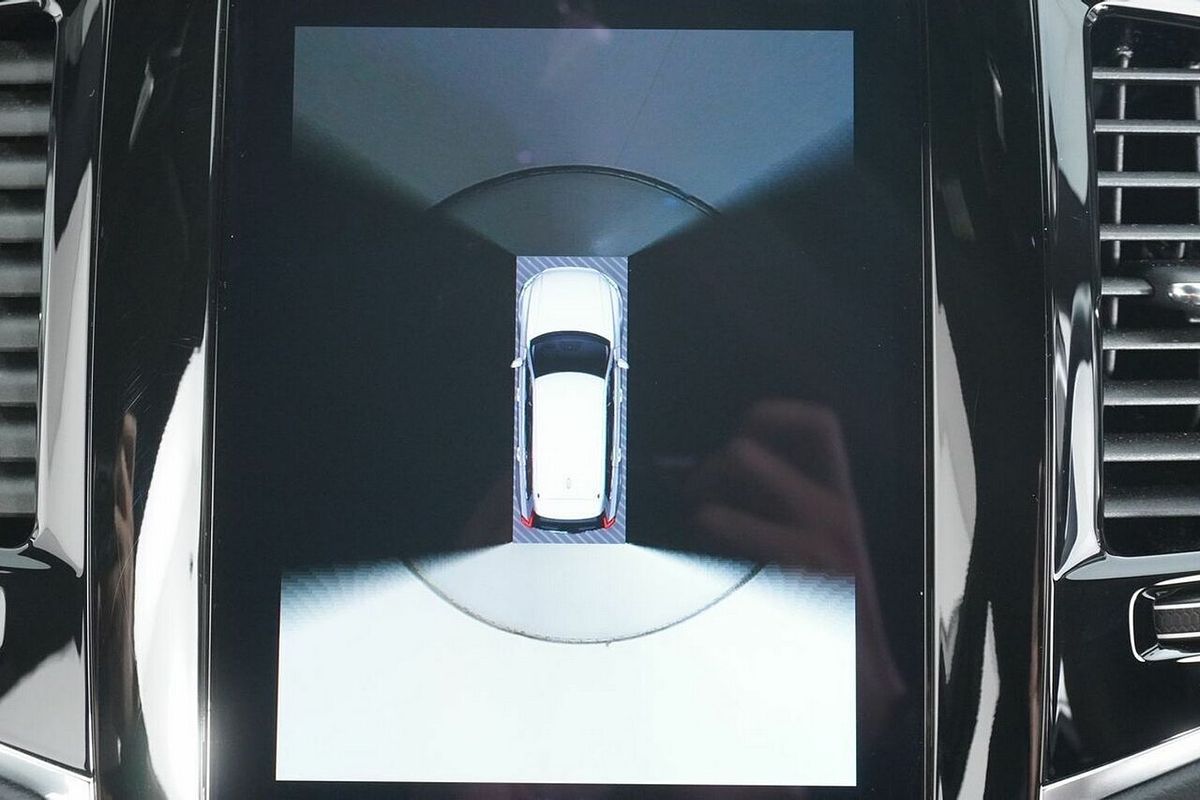 2022 Volvo XC90 B6 R-Design Mhev 256 MY22