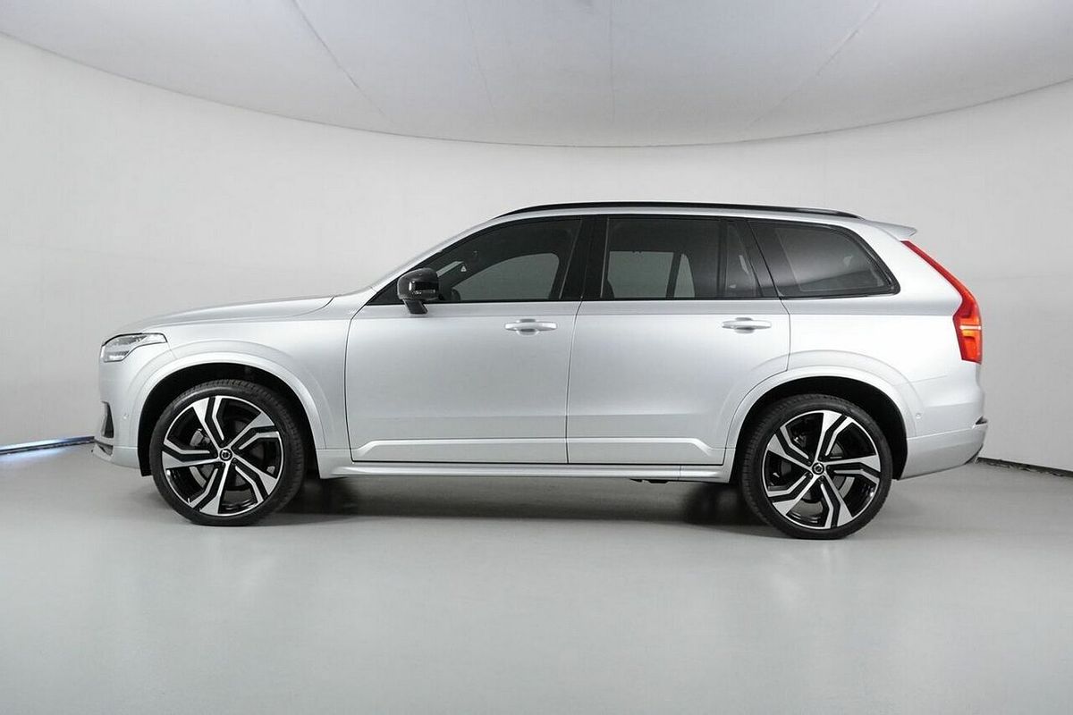 2022 Volvo XC90 B6 R-Design Mhev 256 MY22